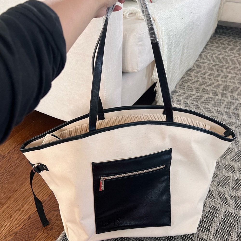 Beis Canvas Tote
